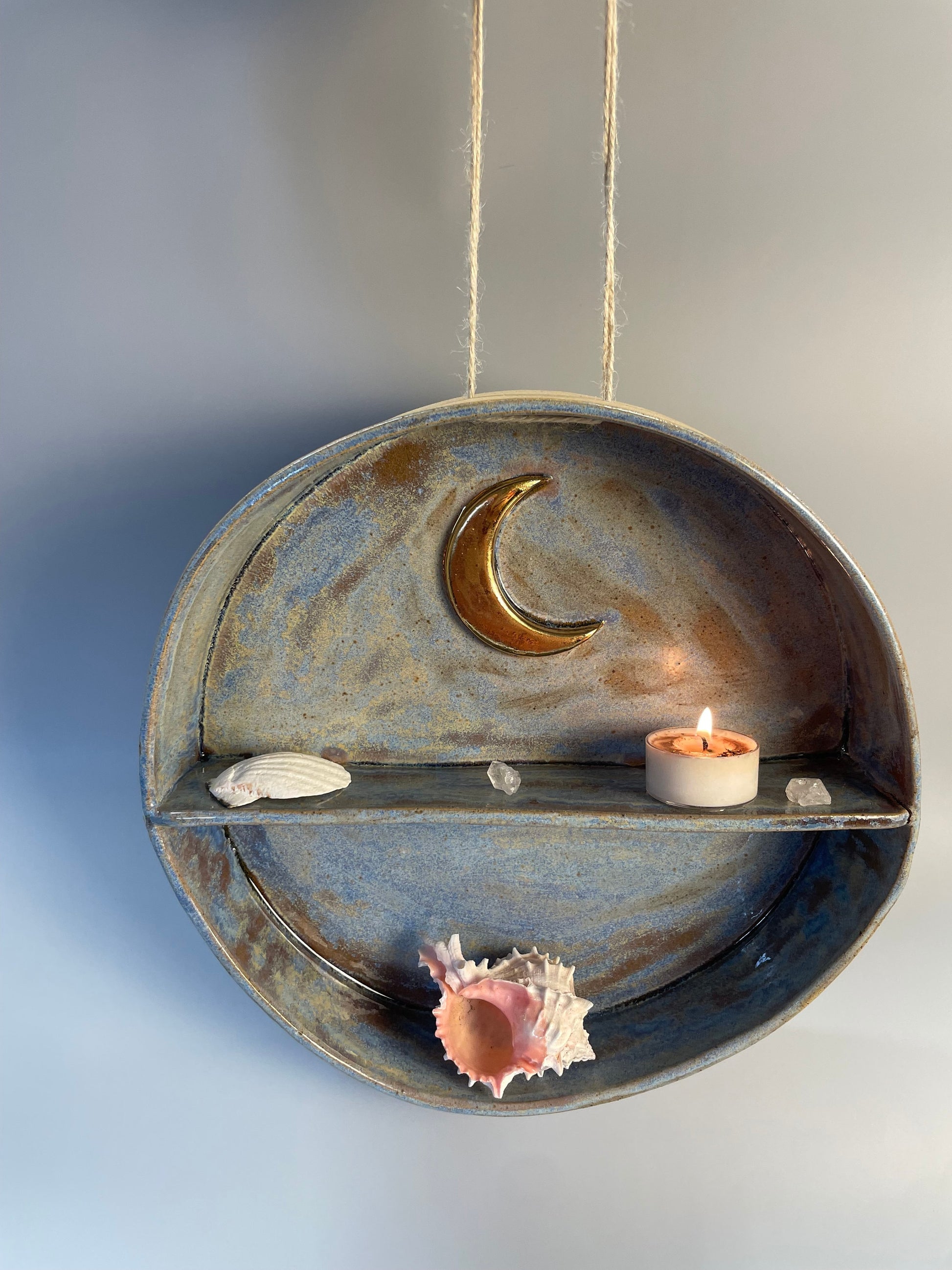 Round ceramic hanging gold crescent moon shelf