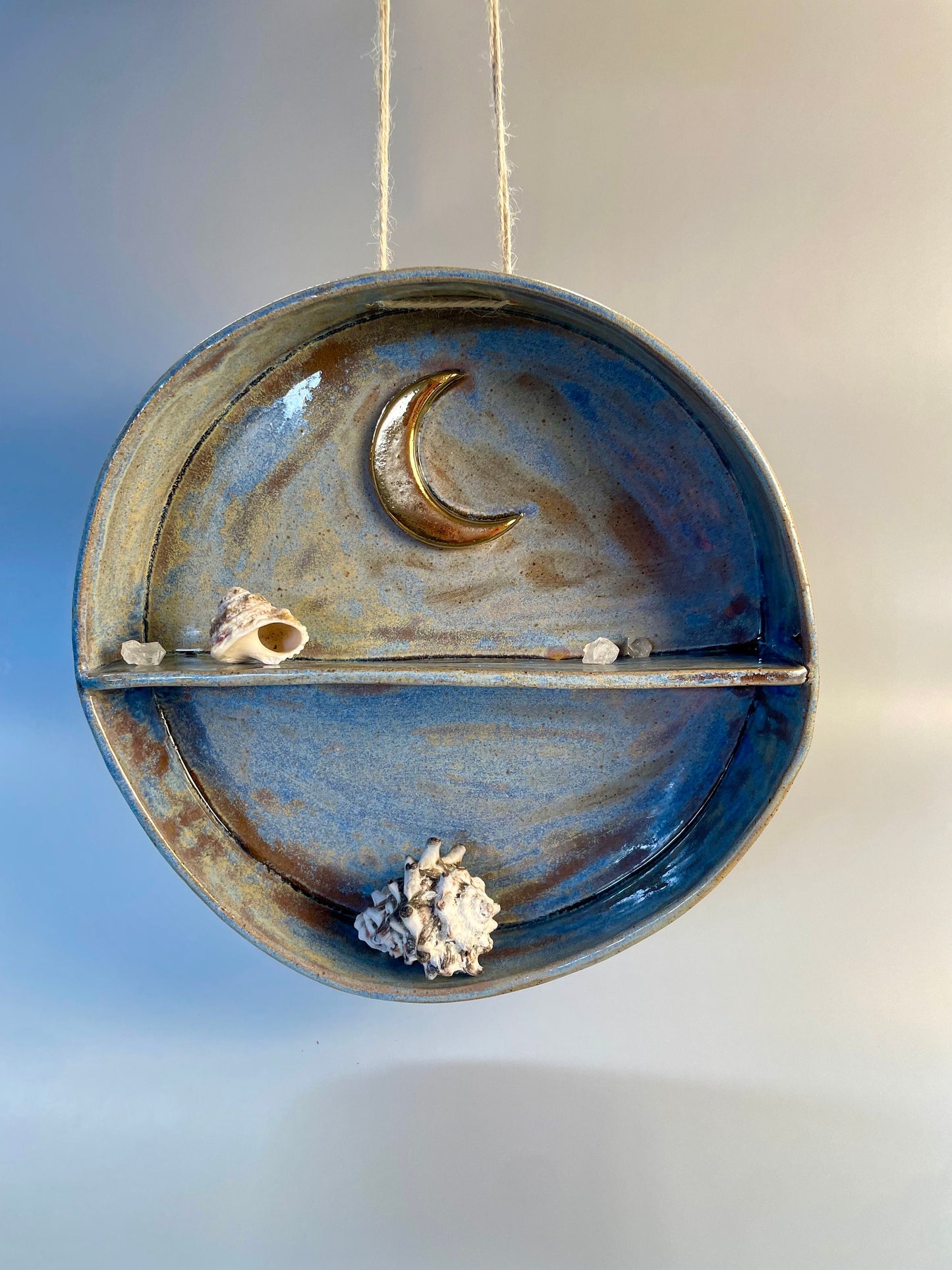Round ceramic hanging gold crescent moon shelf