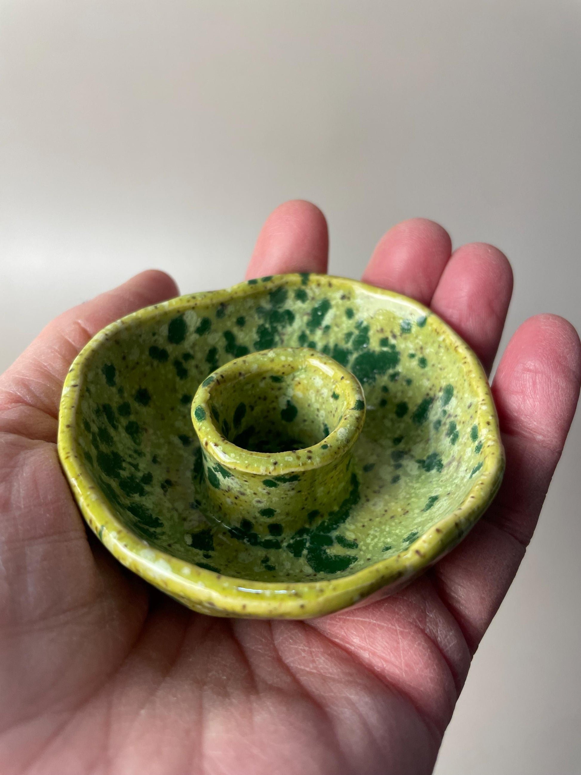 Handmade Palo Santo Bowl – Ceramic Smudge Holder – Green Glazed Altar Dish for Cleansing & Rituals