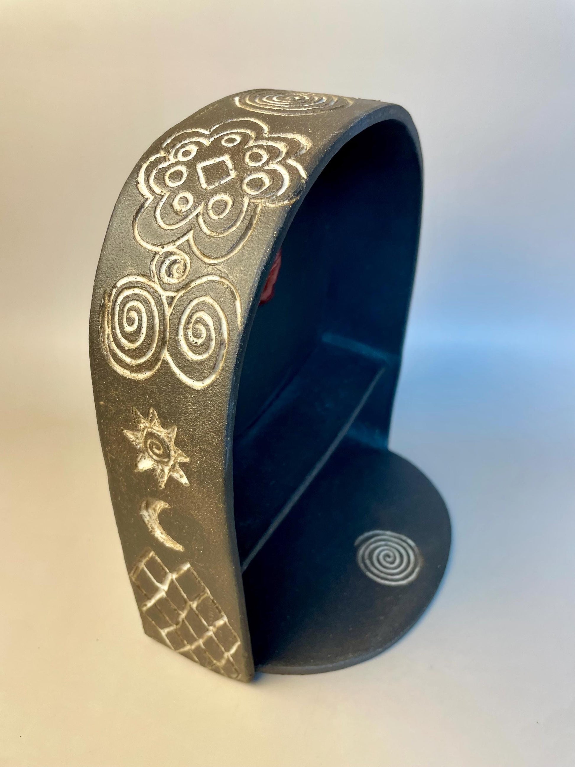 Neolithic-Inspired Clay Altar Shelf – Dark Brown with Red Goddess & Dark Moon