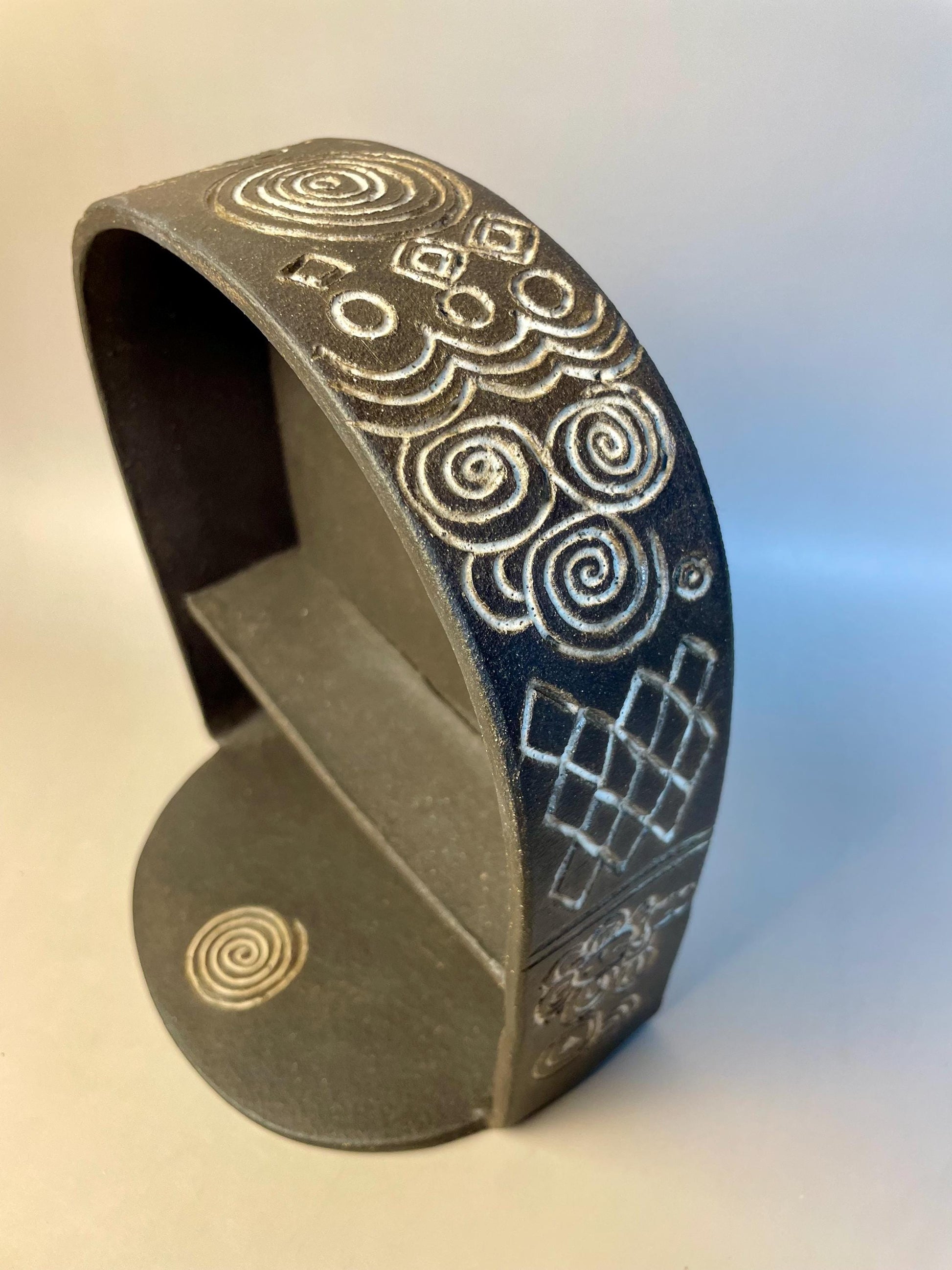 Neolithic-Inspired Clay Altar Shelf – Dark Brown with Red Goddess & Dark Moon