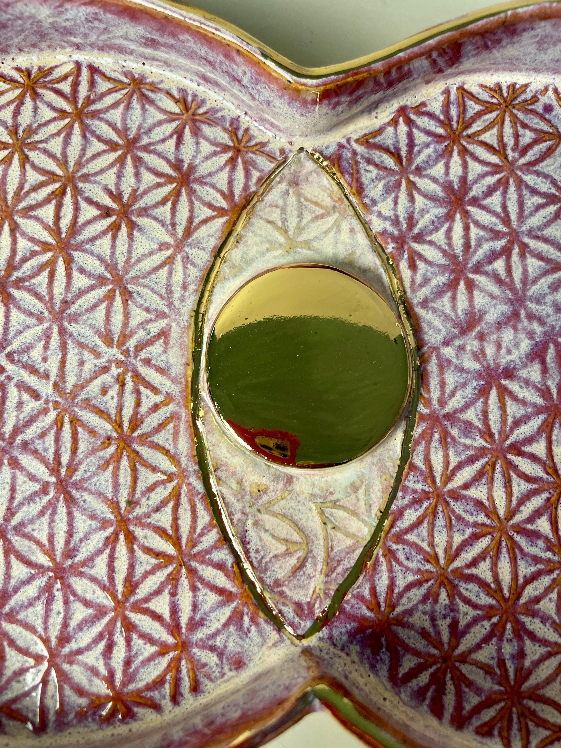 Vesica Piscis Handmade Ceramic Ritual Dish with Flower of Life Imprint – Gold with Lavender and Raspberry