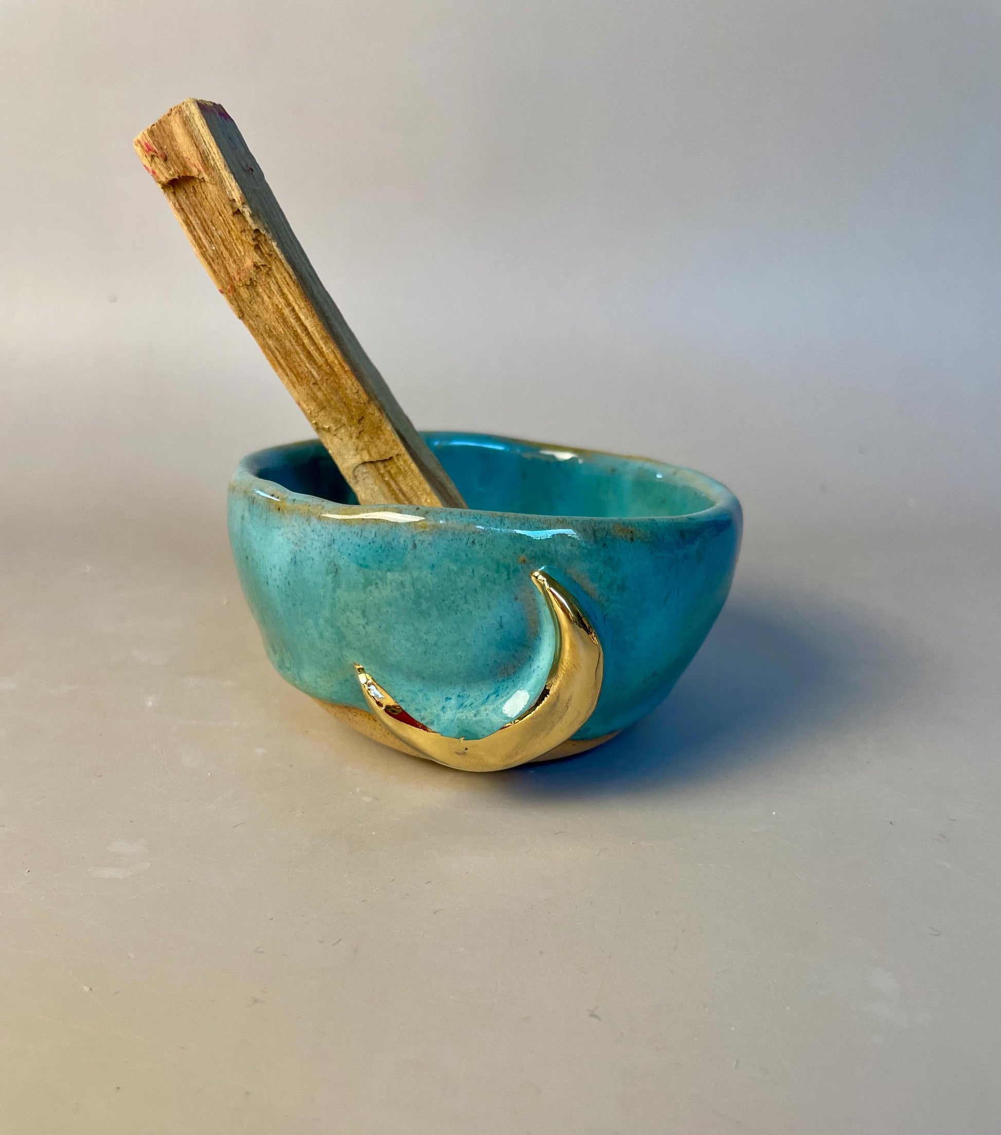 Handmade Gold Crescent Moon Palo Santo Bowl – Ceramic Smudge Holder – Ceramic Candle Holder