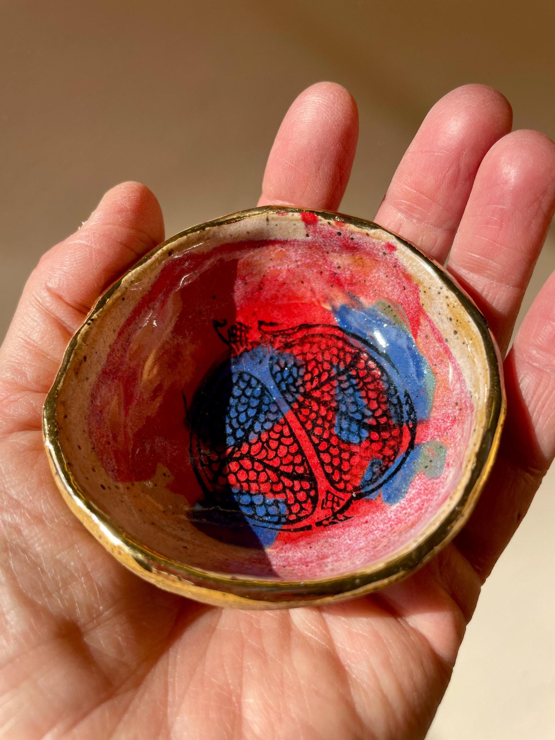 Sacred Pomegranate Offering Bowl — Hand-Pinched Honey Clay with Gold Luster Rim