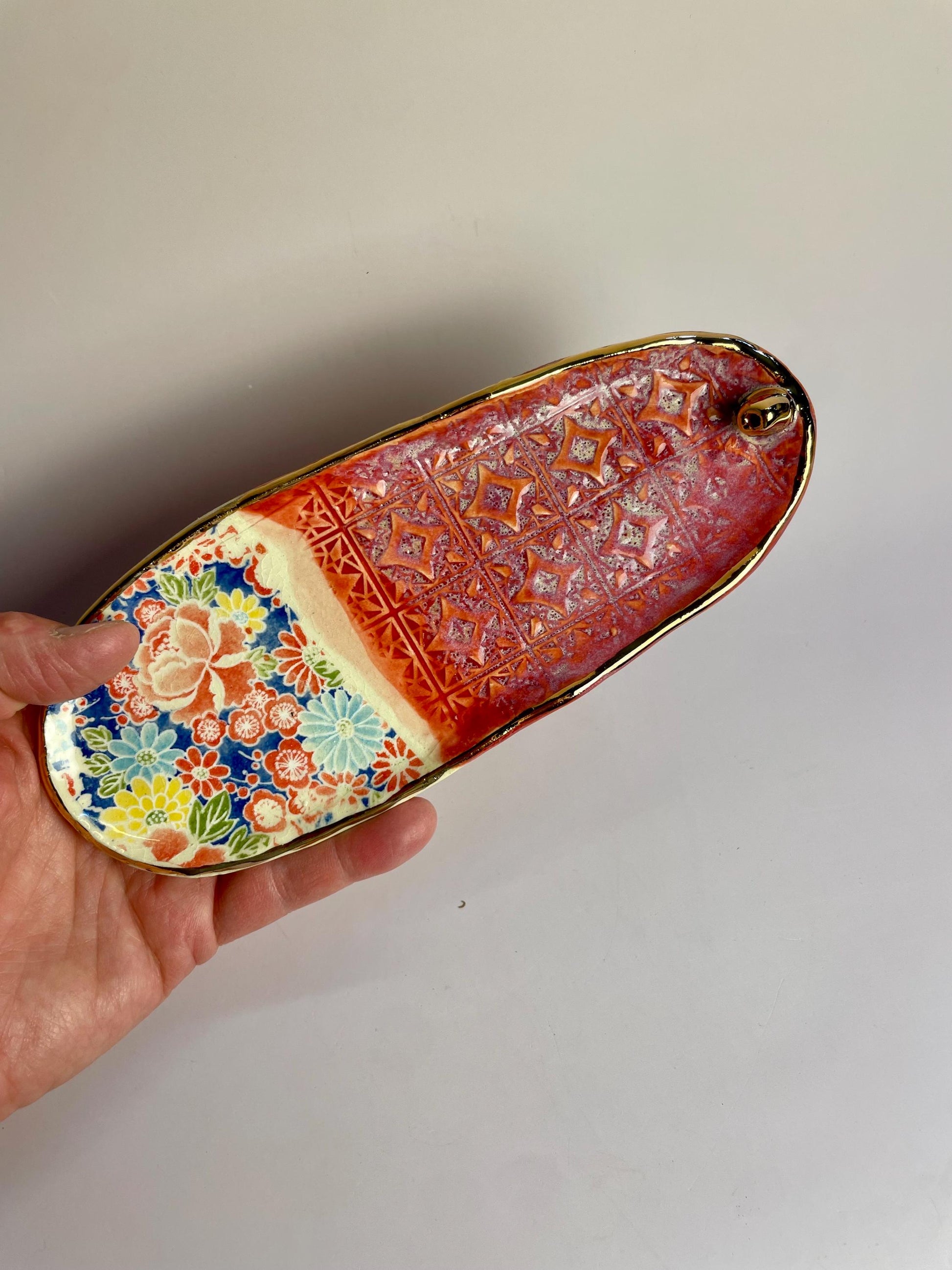 Handmade Ceramic Incense Holder – Floral and Patterned Design with Gold Luster – Coral Raspberry Glaze
