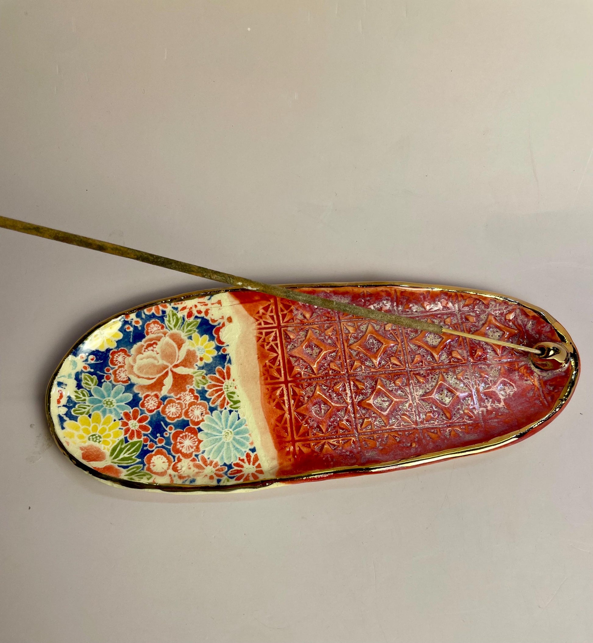 Handmade Ceramic Incense Holder – Floral and Patterned Design with Gold Luster – Coral Raspberry Glaze