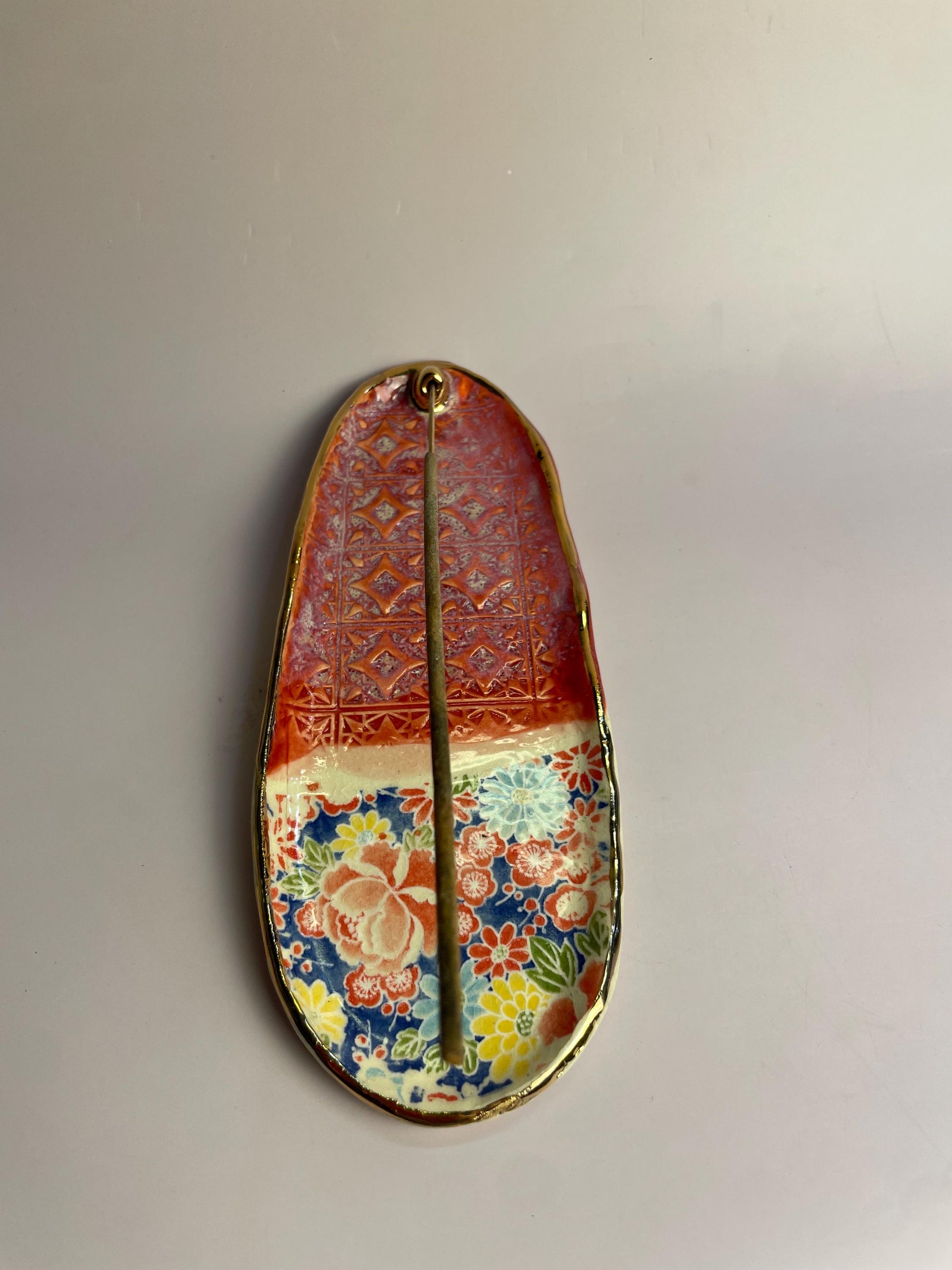 Handmade Ceramic Incense Holder – Floral and Patterned Design with Gold Luster – Coral Raspberry Glaze