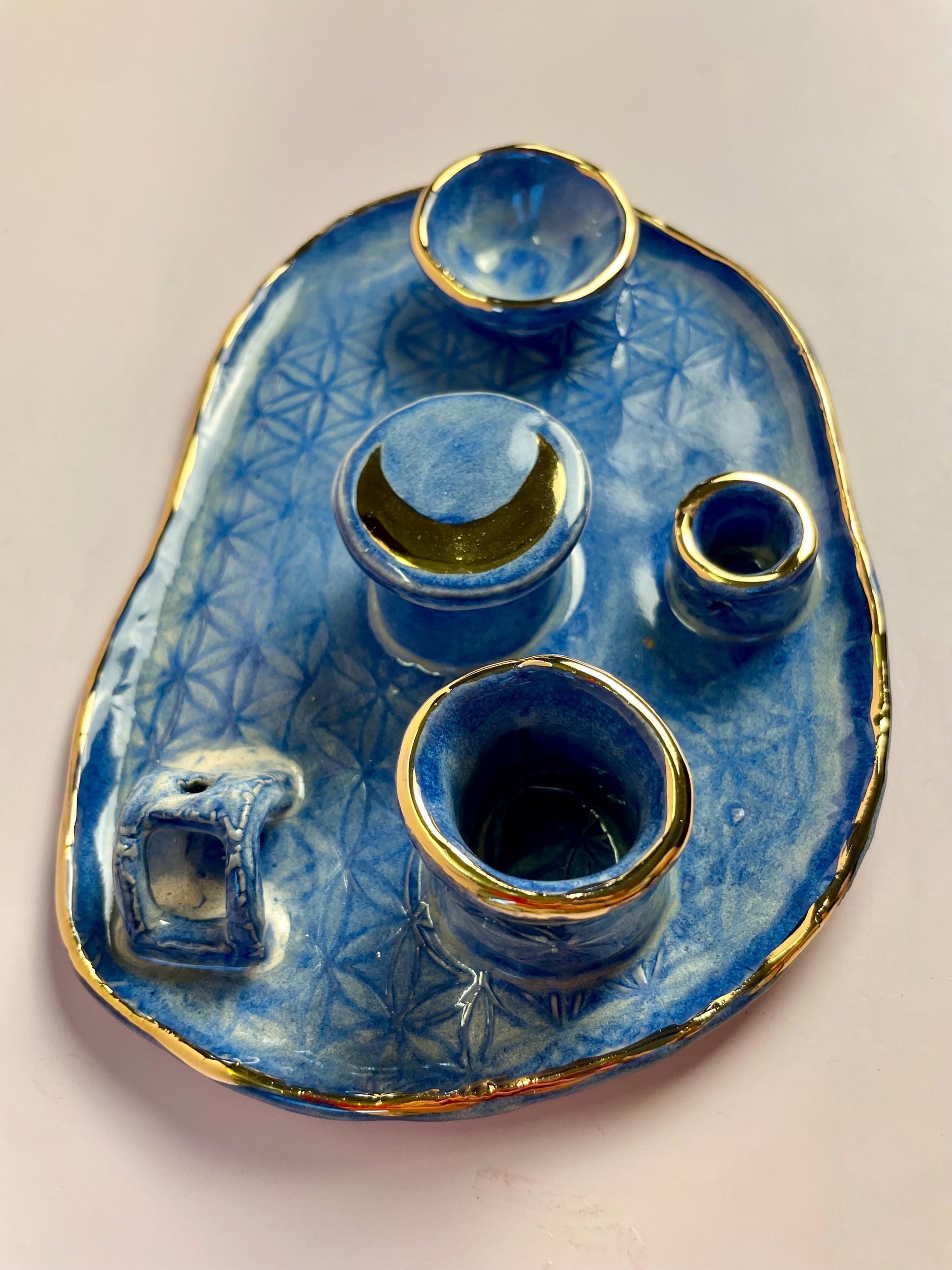 Four-Element Ritual Dish – Blue/Gold Ceramic Altar Bowl with Flower of Life and Crescent Moon