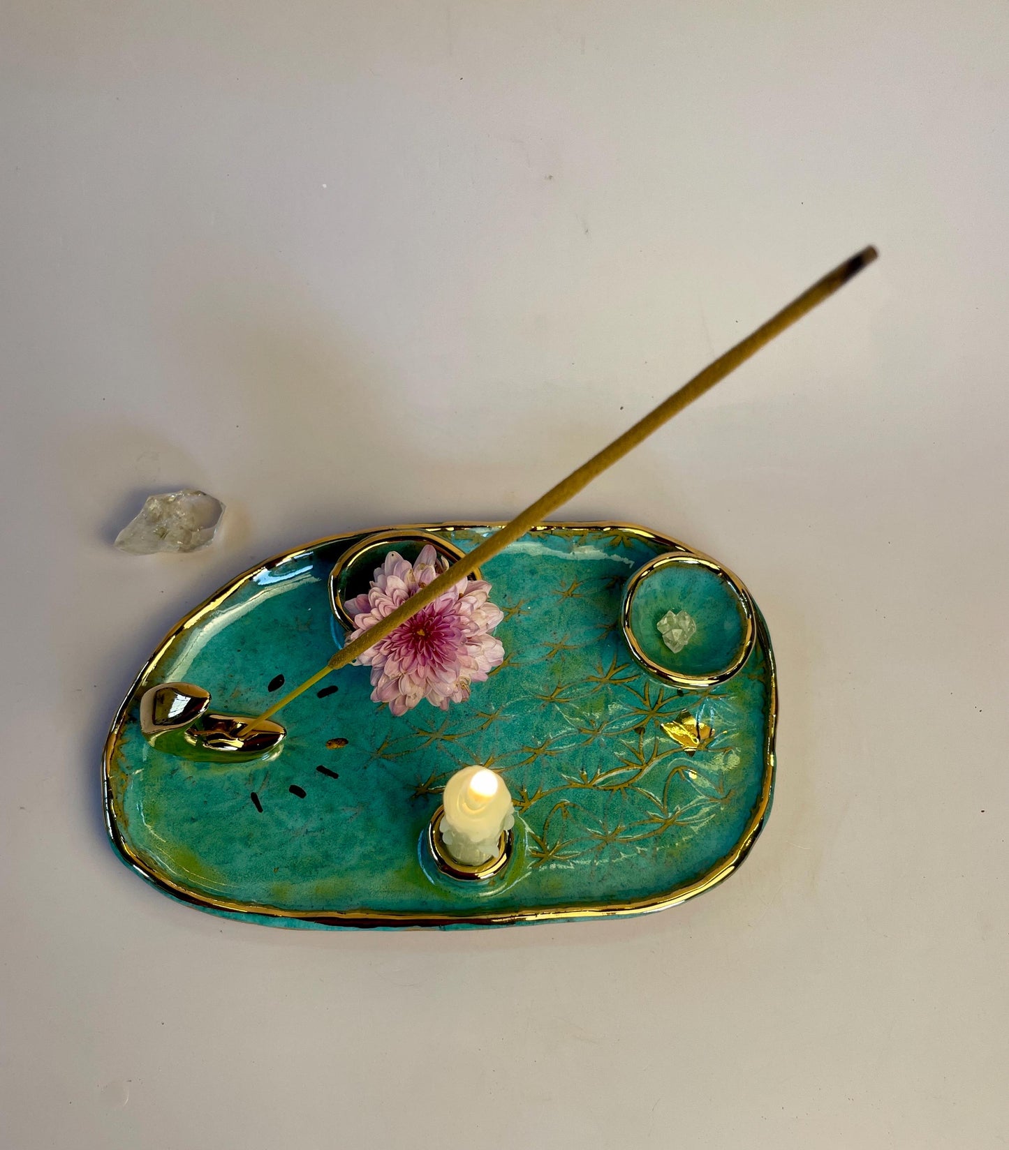 Turquoise Ritual Dish with Gold Moon – 4-Element Altar Tray for Candle, Incense, Palo Santo and Herbs