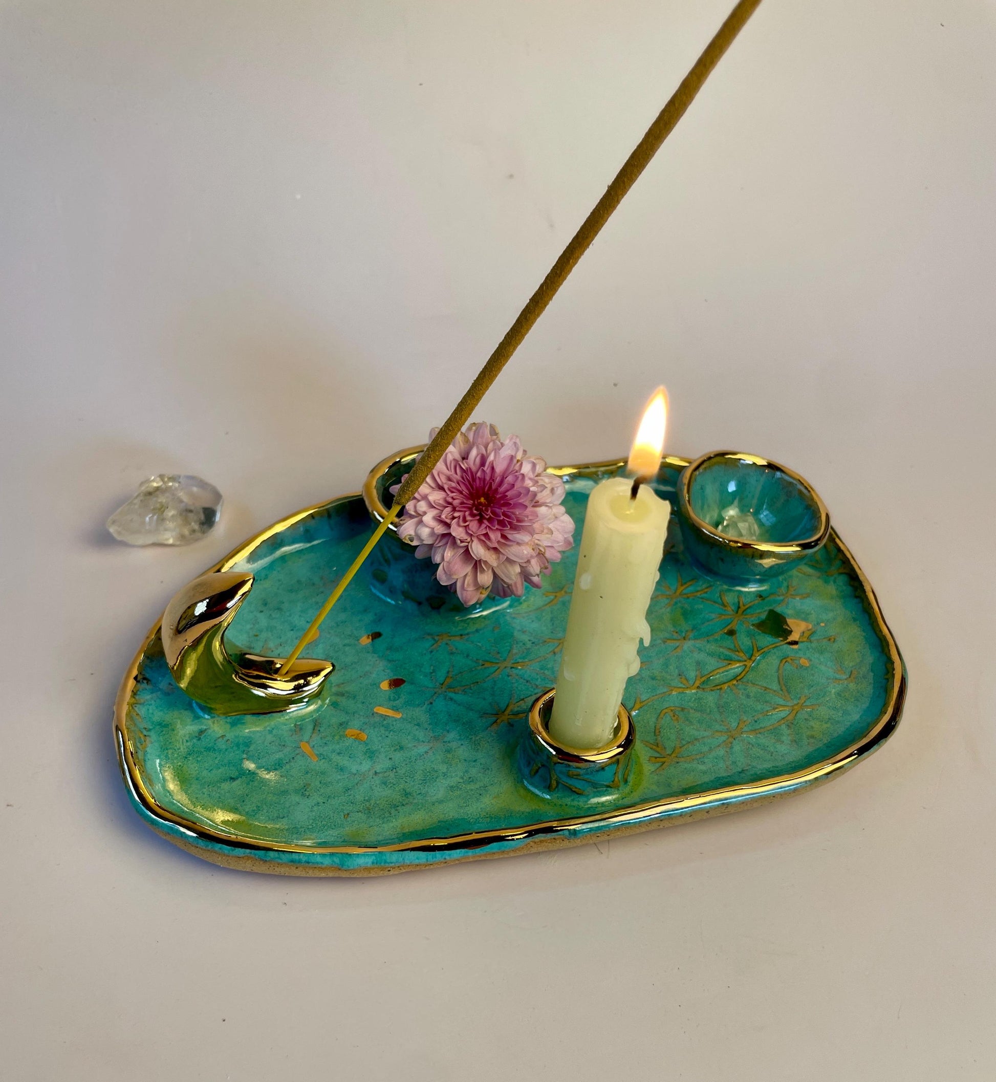 Turquoise Ritual Dish with Gold Moon – 4-Element Altar Tray for Candle, Incense, Palo Santo and Herbs
