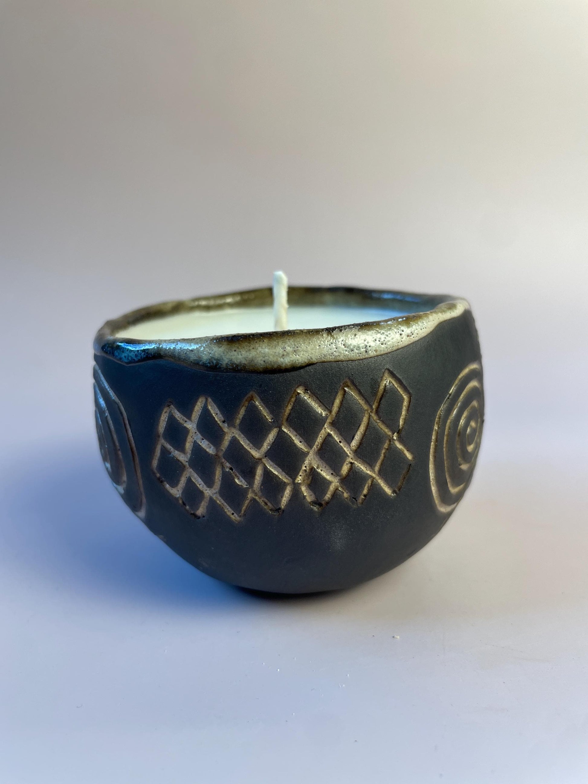 Handmade Ceramic Carved Newgrange Vessel – Dark Clay Ritual Candle, Fragrance-Free, Non-Toxic Apricot Wax, Celtic Spiral