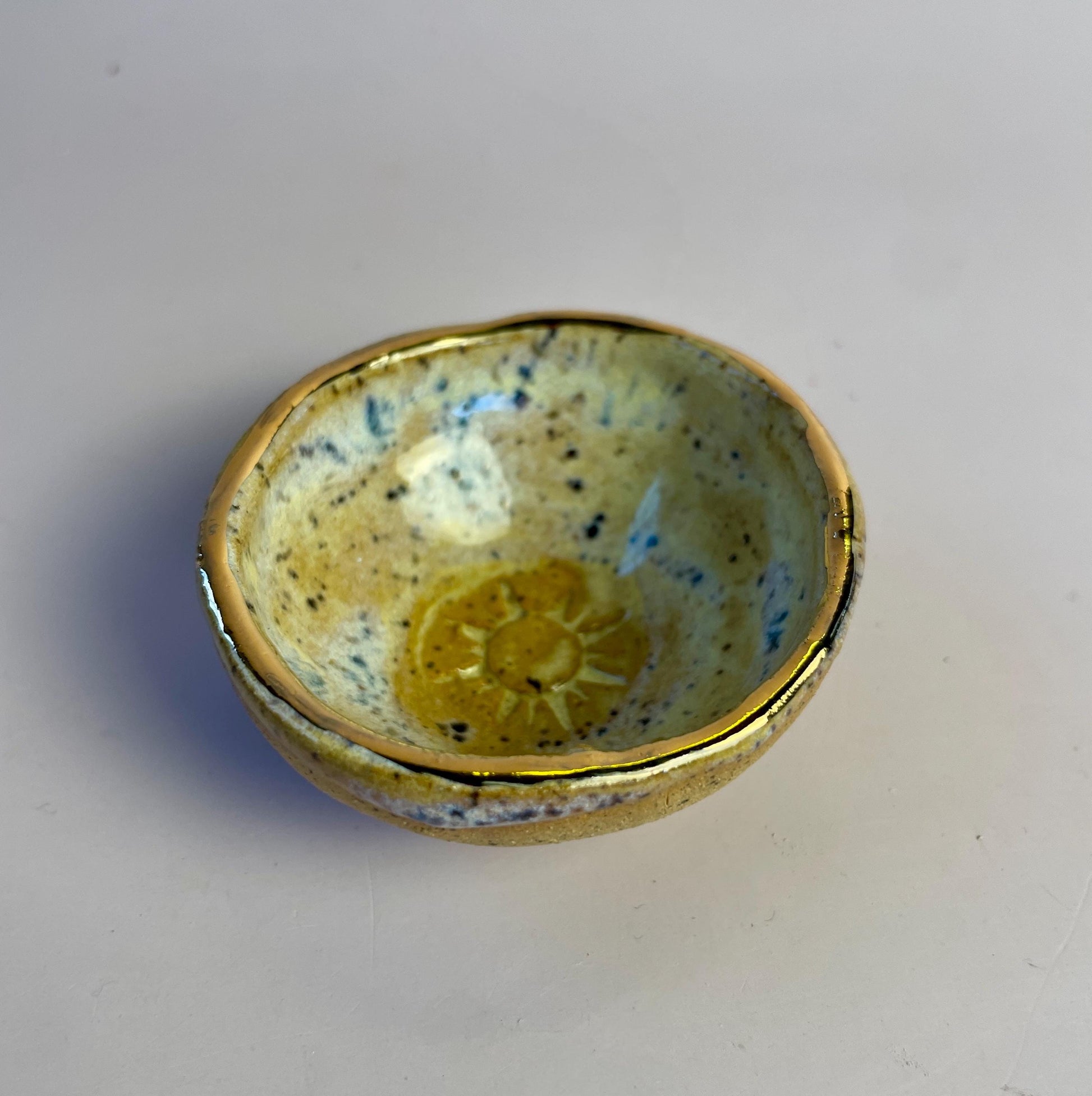 Mini Sun Bowl – Hand-Pinched Ceramic Dish with Gold Rim | Speckled Lavender & Lemon Glaze | Honey Clay Offering or Jewelry Bowl