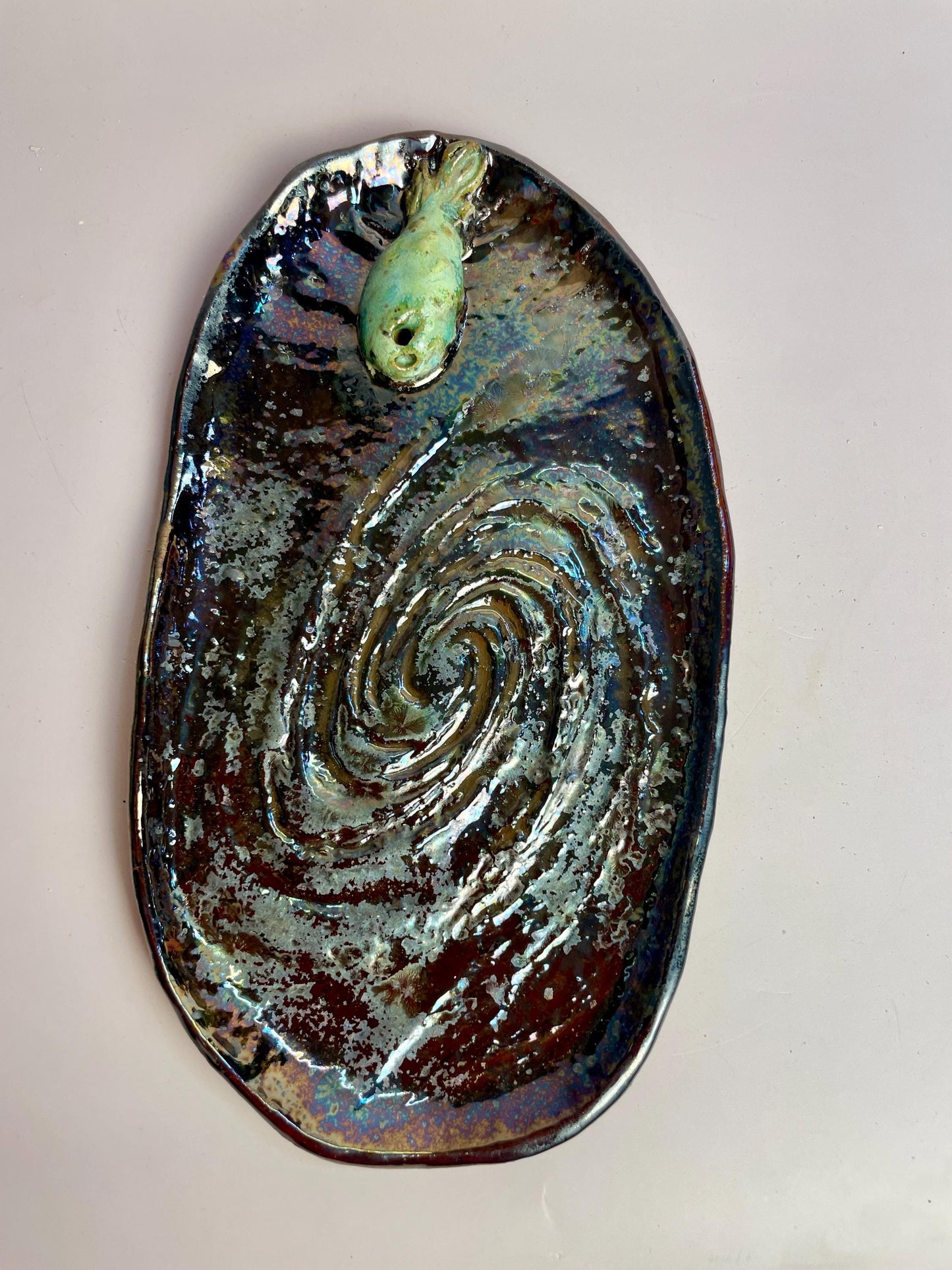 3iAtlas Galaxy Incense Holder — Hand-Formed Cosmic Swirl Dish, Green Comet Sculpture