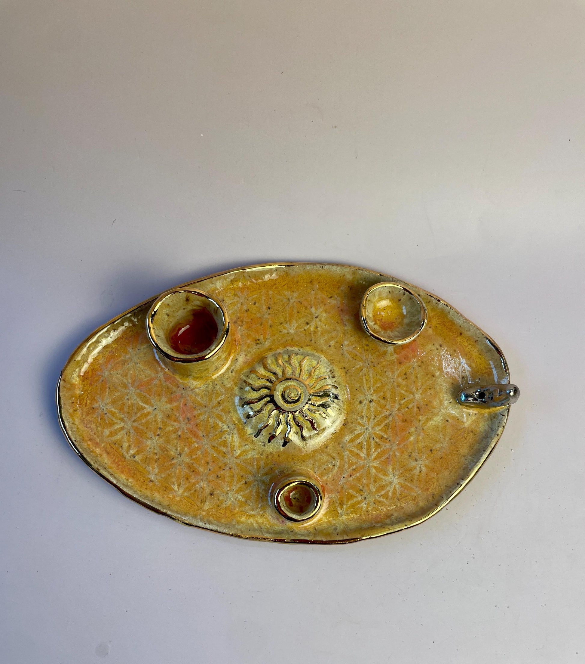 Four-Element Ritual Dish – Flower of Life, Sun and Moon, Coral and Gold Glaze