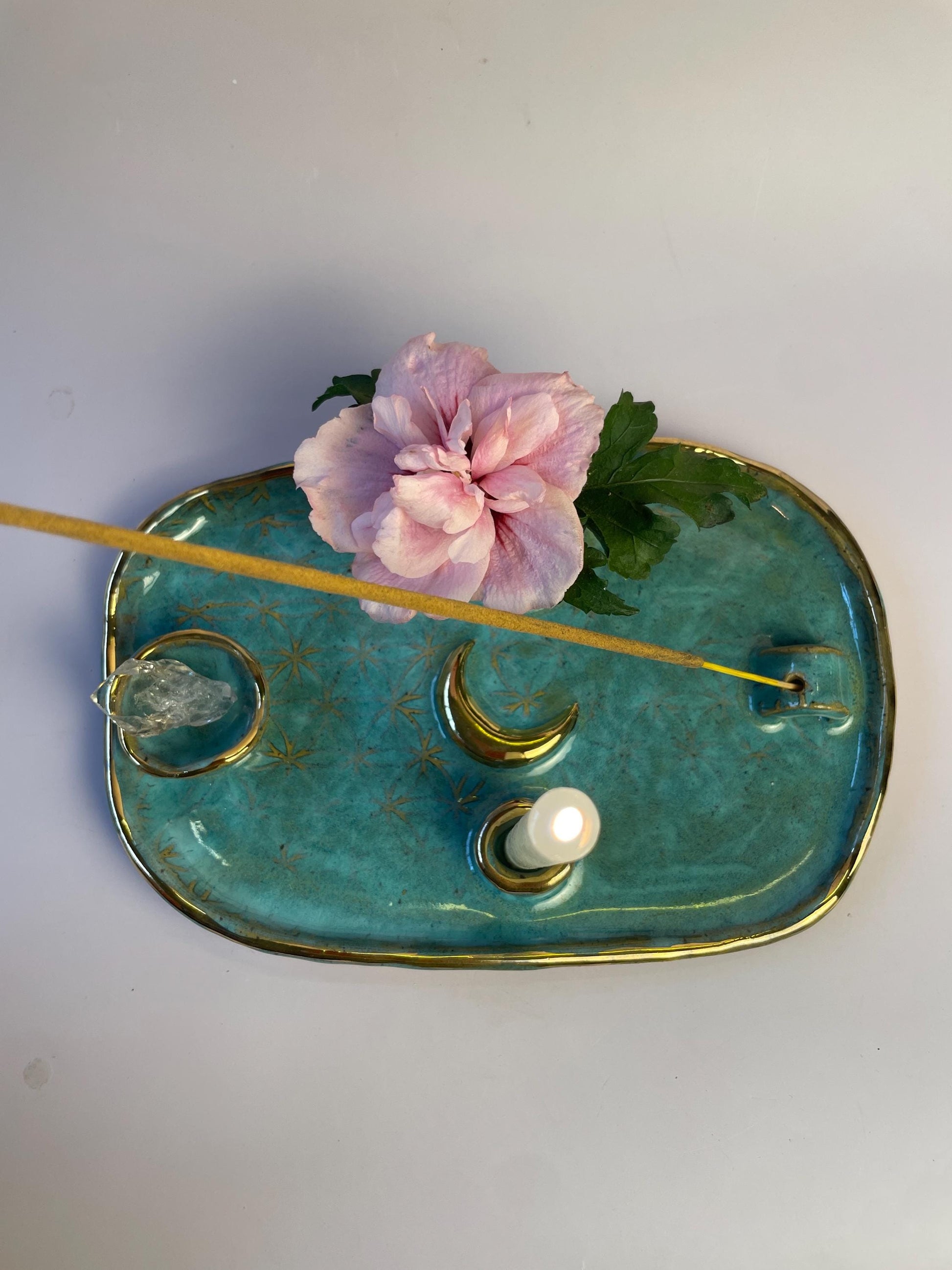 Turquoise Flower of Life Ritual Dish – Gold Crescent Moon, Four-Element Altar for Candle, Incense, and Offerings