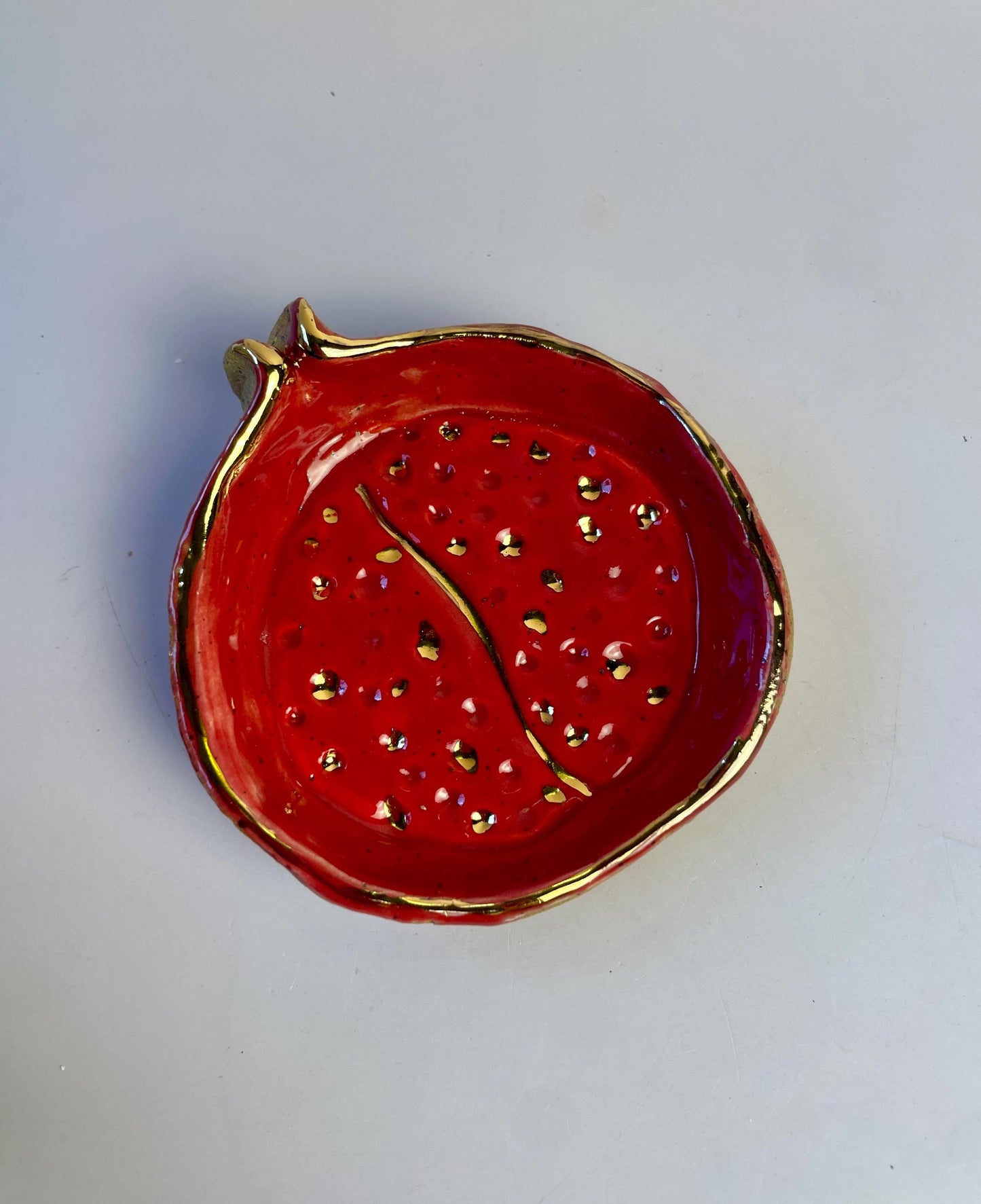 Sacred Pomegranate Offering Bowl — Hand-Pinched Honey Clay with Gold Luster Rim and Seeds