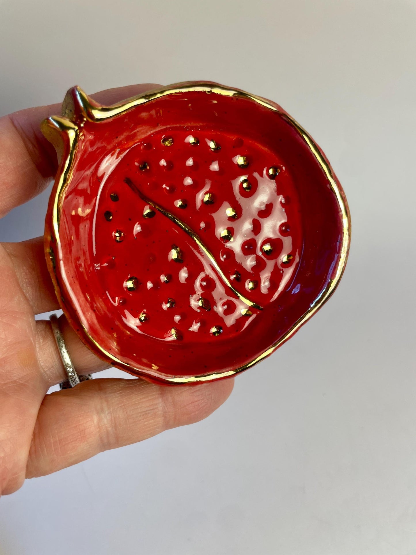 Sacred Pomegranate Offering Bowl — Hand-Pinched Honey Clay with Gold Luster Rim and Seeds
