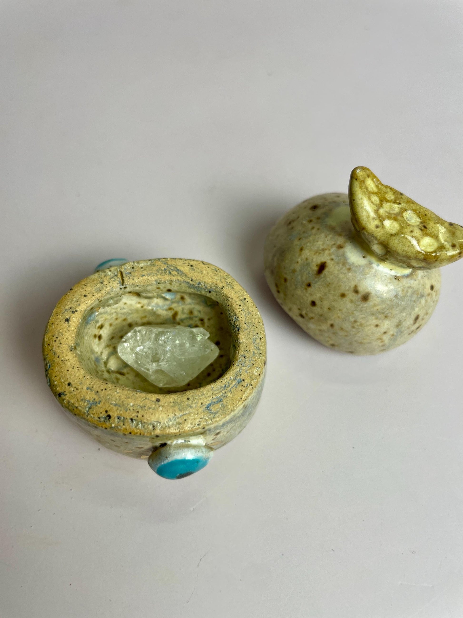 Moon Guardian Jar – Tiny Keepsake Vessel with Eyes and Gold Rays