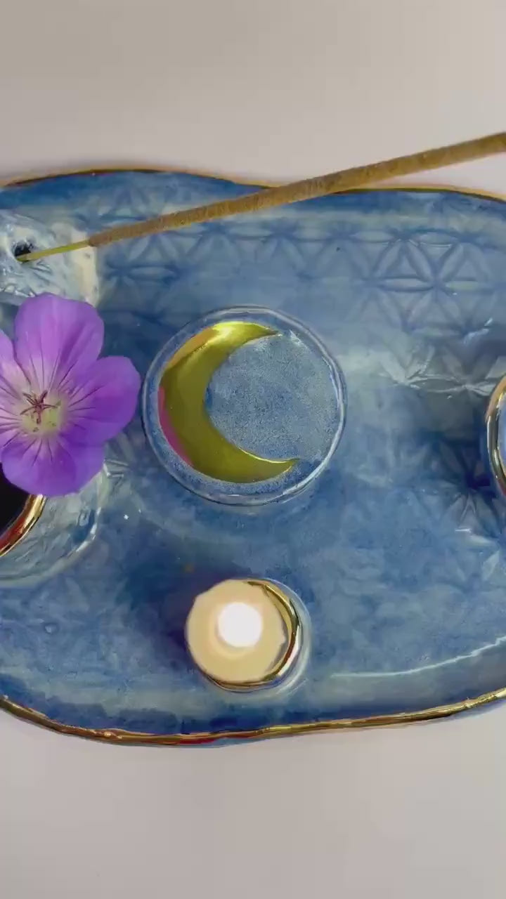 Four-Element Ritual Dish – Blue/Gold Ceramic Altar Bowl with Flower of Life and Crescent Moon