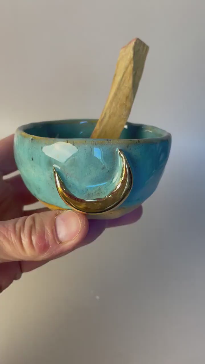 Handmade Gold Crescent Moon Palo Santo Bowl – Ceramic Smudge Holder – Ceramic Candle Holder