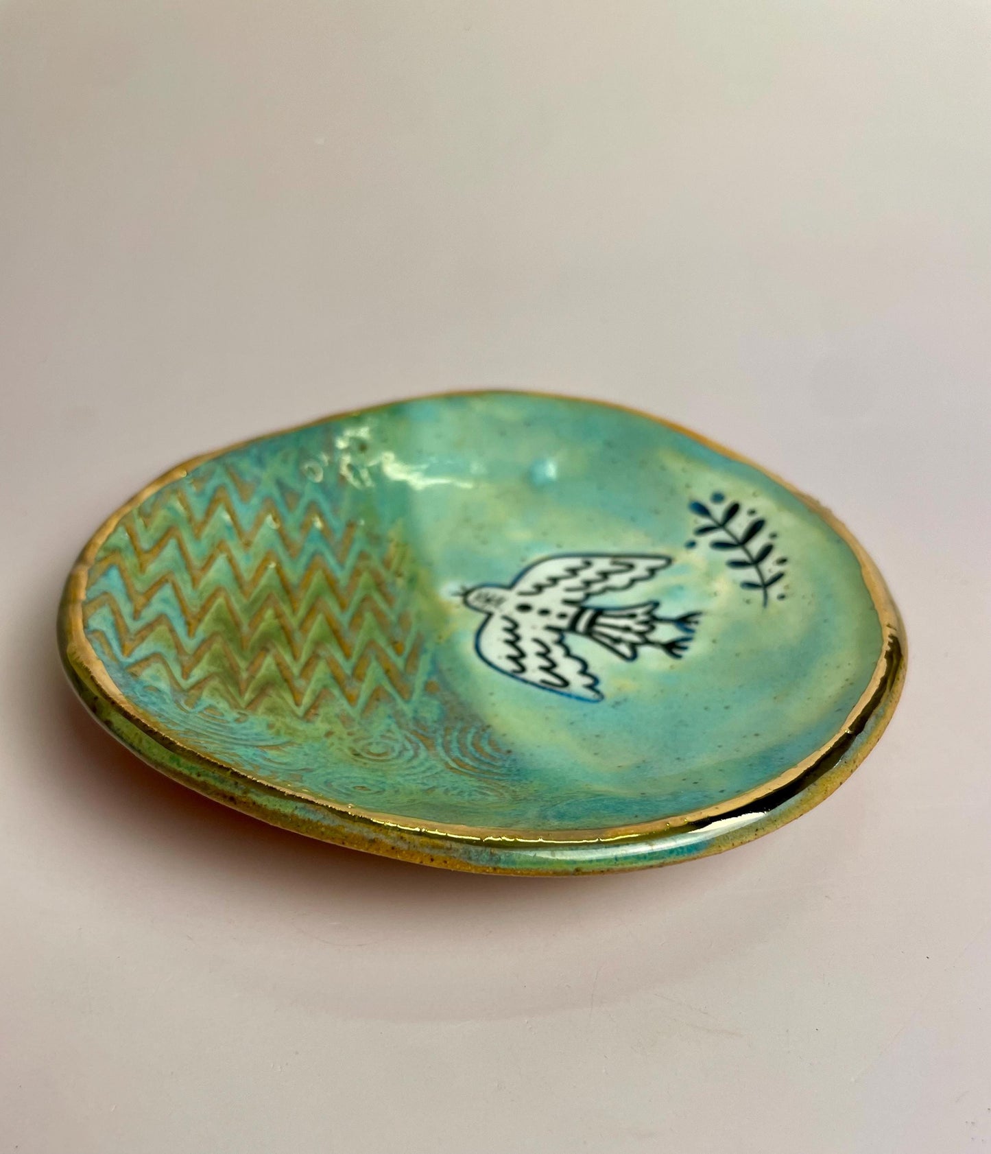 Handmade Ceramic Trinket Dish – Bird and Wave Design with Gold Luster – Decorative Art Bowl