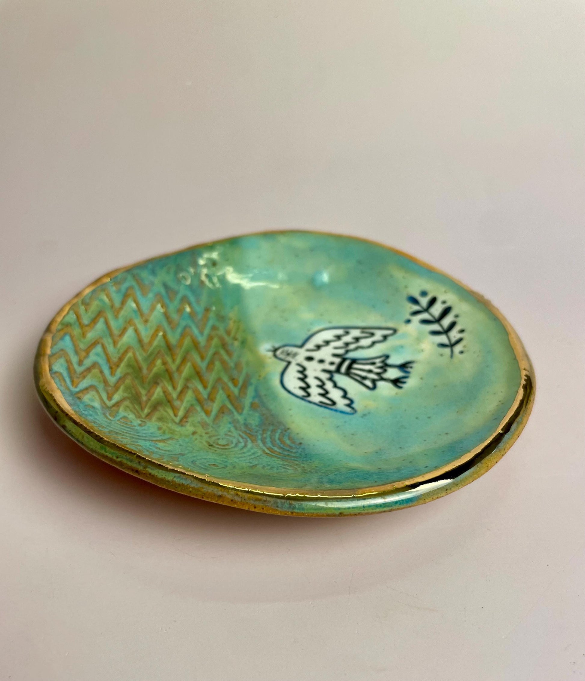 Handmade Ceramic Trinket Dish – Bird and Wave Design with Gold Luster – Decorative Art Bowl