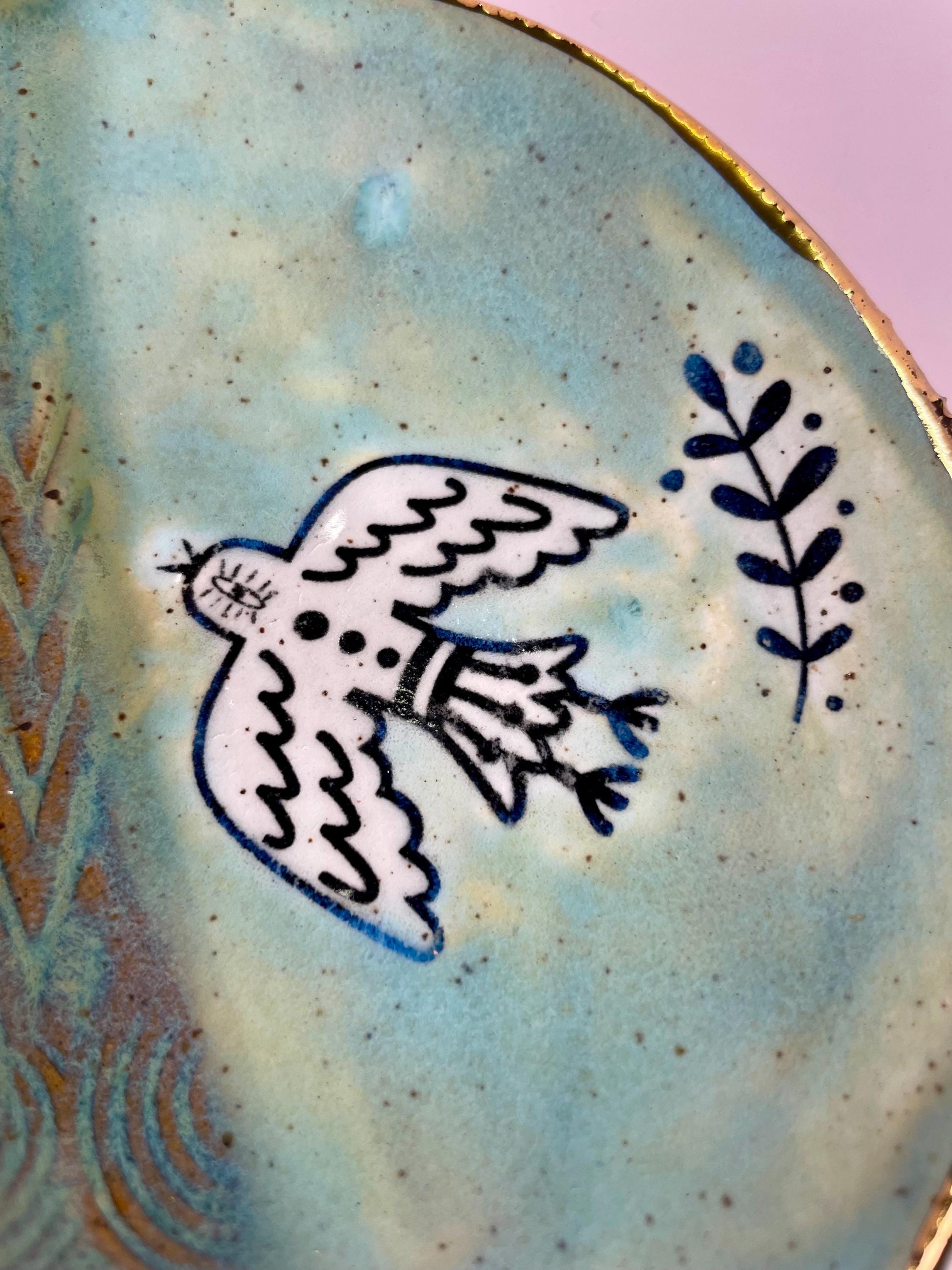 Handmade Ceramic Trinket Dish – Bird and Wave Design with Gold Luster – Decorative Art Bowl