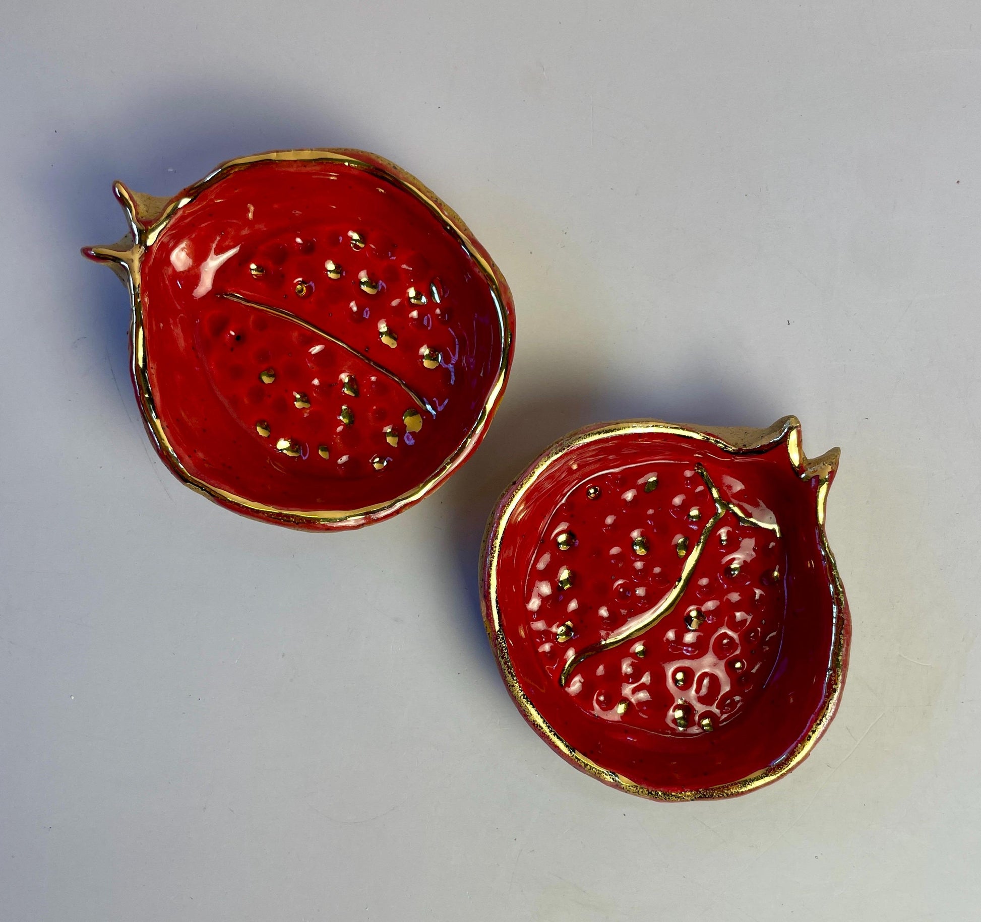 Sacred Pomegranate Offering Bowl — Small Hand-Pinched Honey Clay with Gold Luster Rim and Seeds