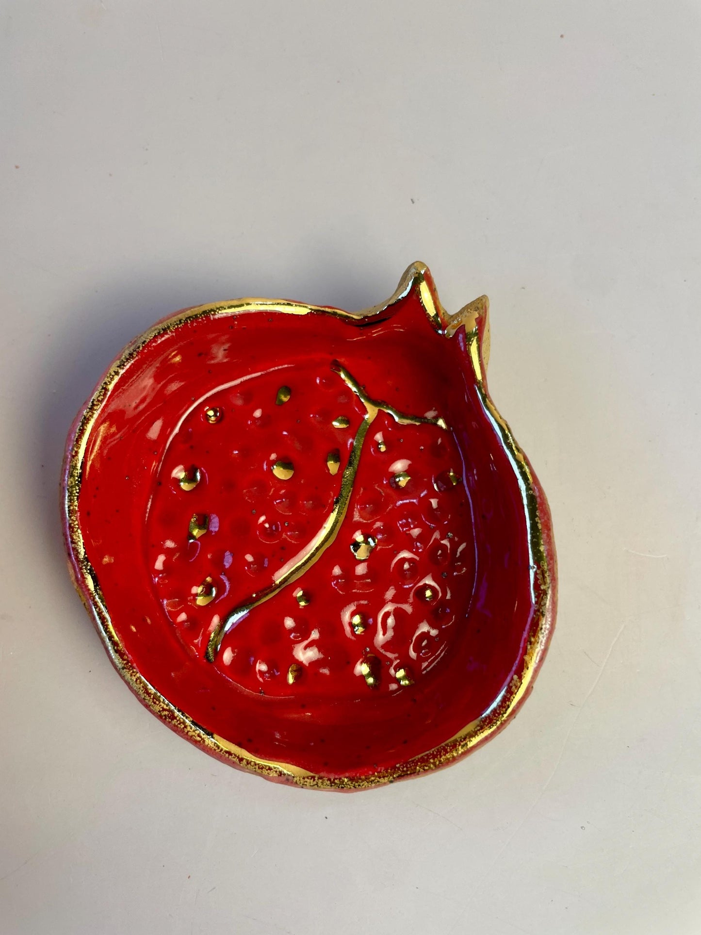 Sacred Pomegranate Offering Bowl — Small Hand-Pinched Honey Clay with Gold Luster Rim and Seeds