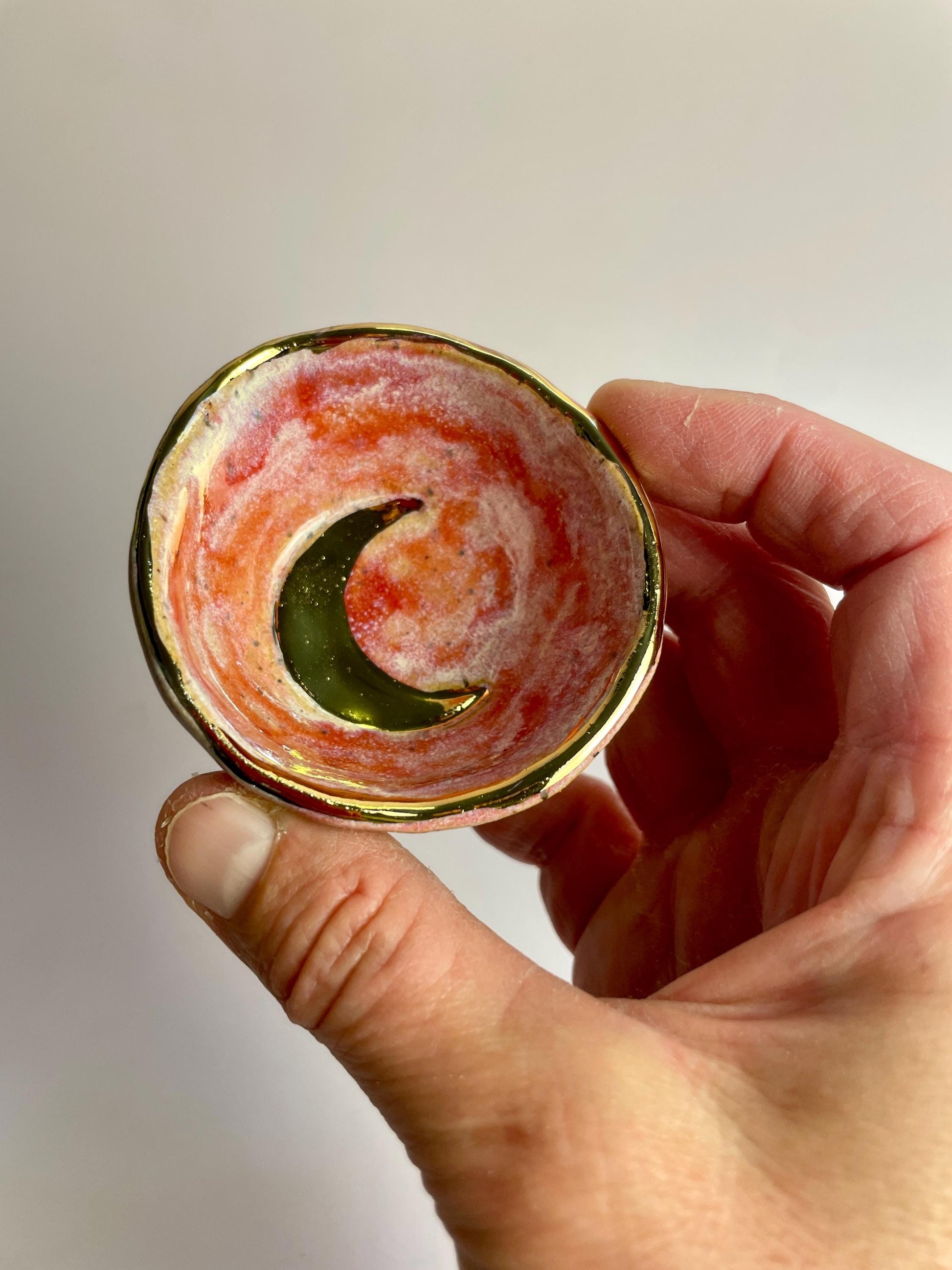 Mini Altar Bowl – Pink Ceramic Moon Dish with Gold Rim, Handmade Ritual Vessel