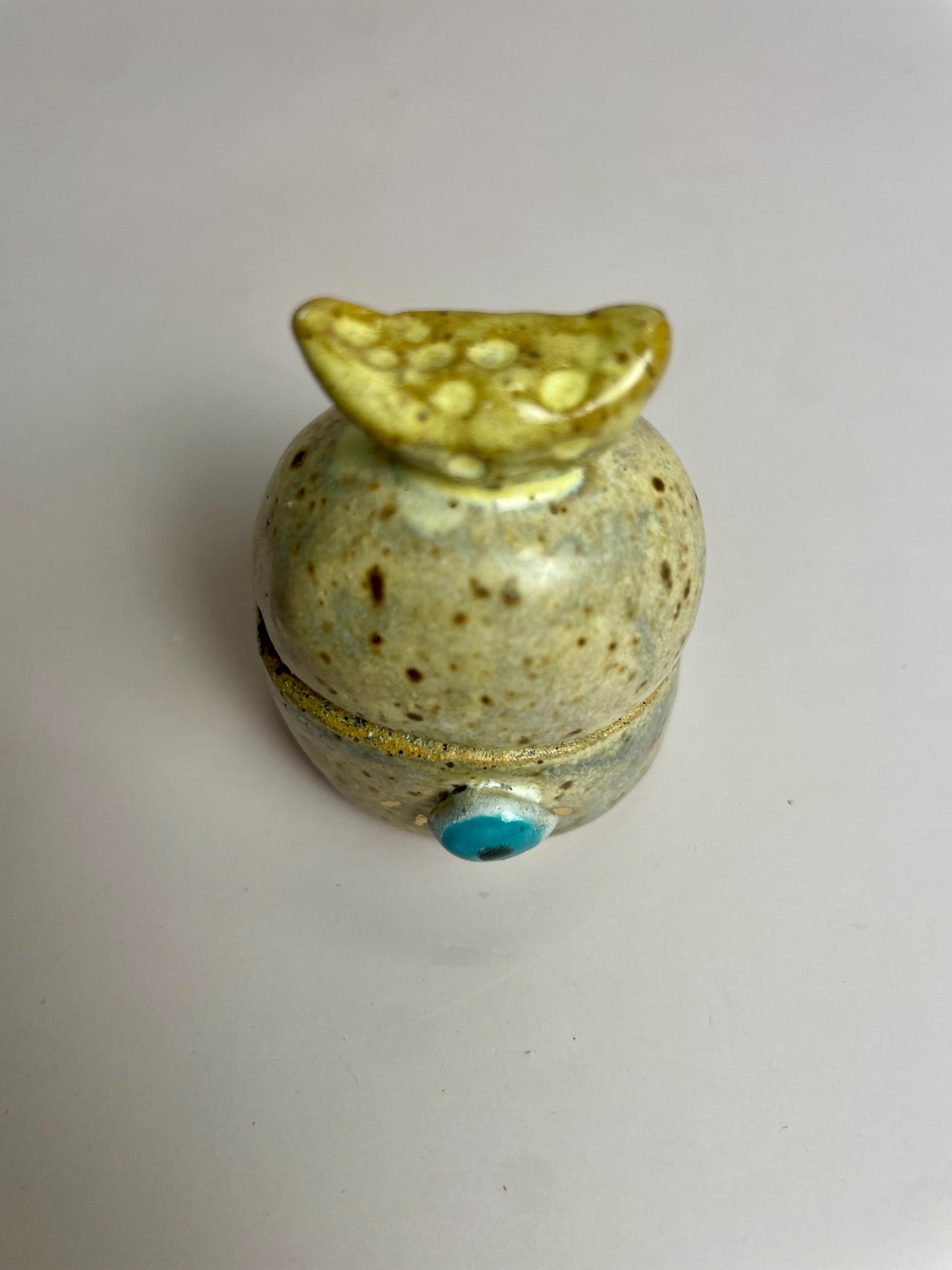 Moon Guardian Jar – Tiny Keepsake Vessel with Eyes and Gold Rays