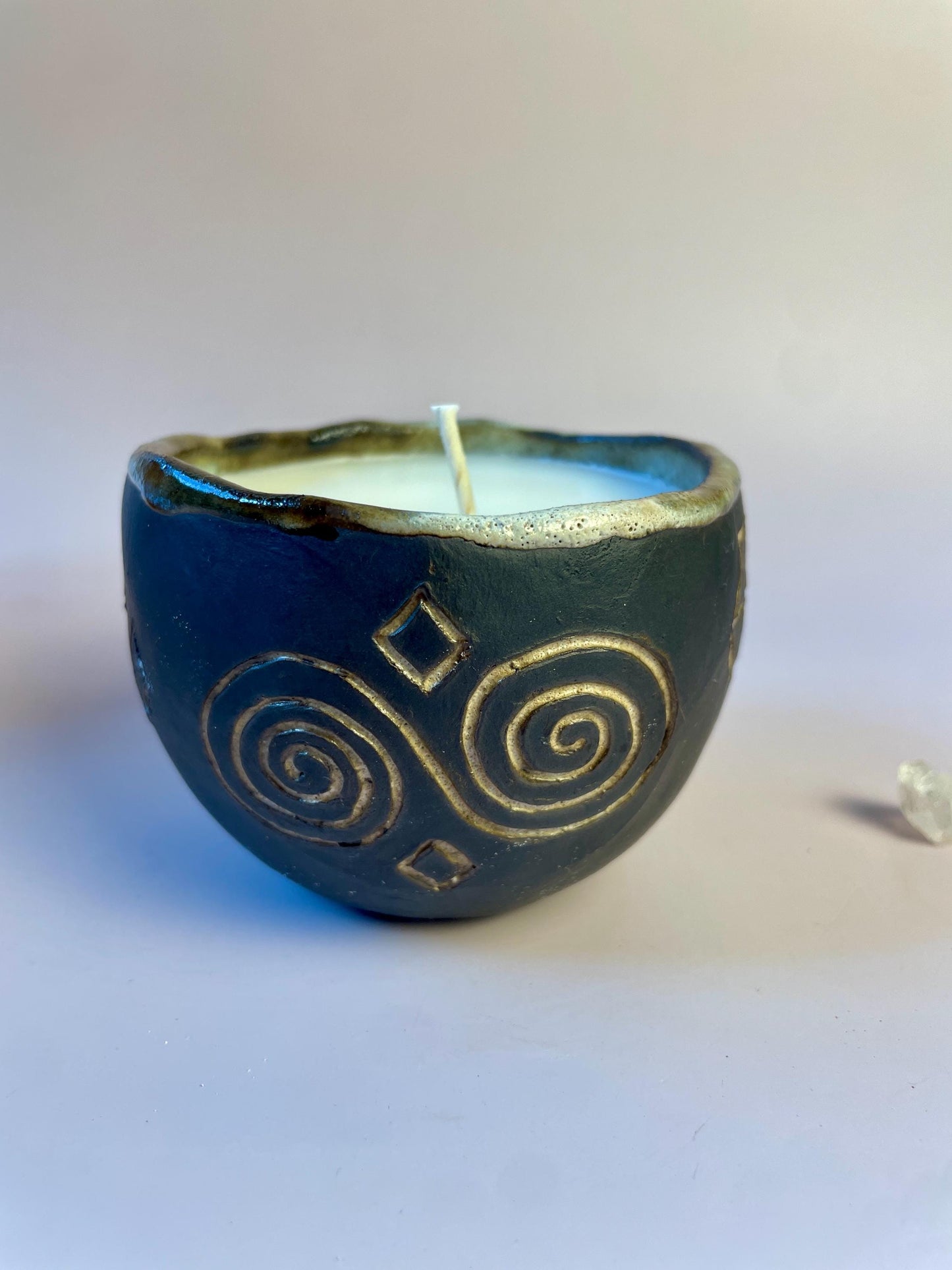 Winter Solstice Candle in Hand Carved Newgrange Vessel – Dark Clay Ritual Candle, Fragrance-Free, Non-Toxic Apricot Wax, Celtic Spiral