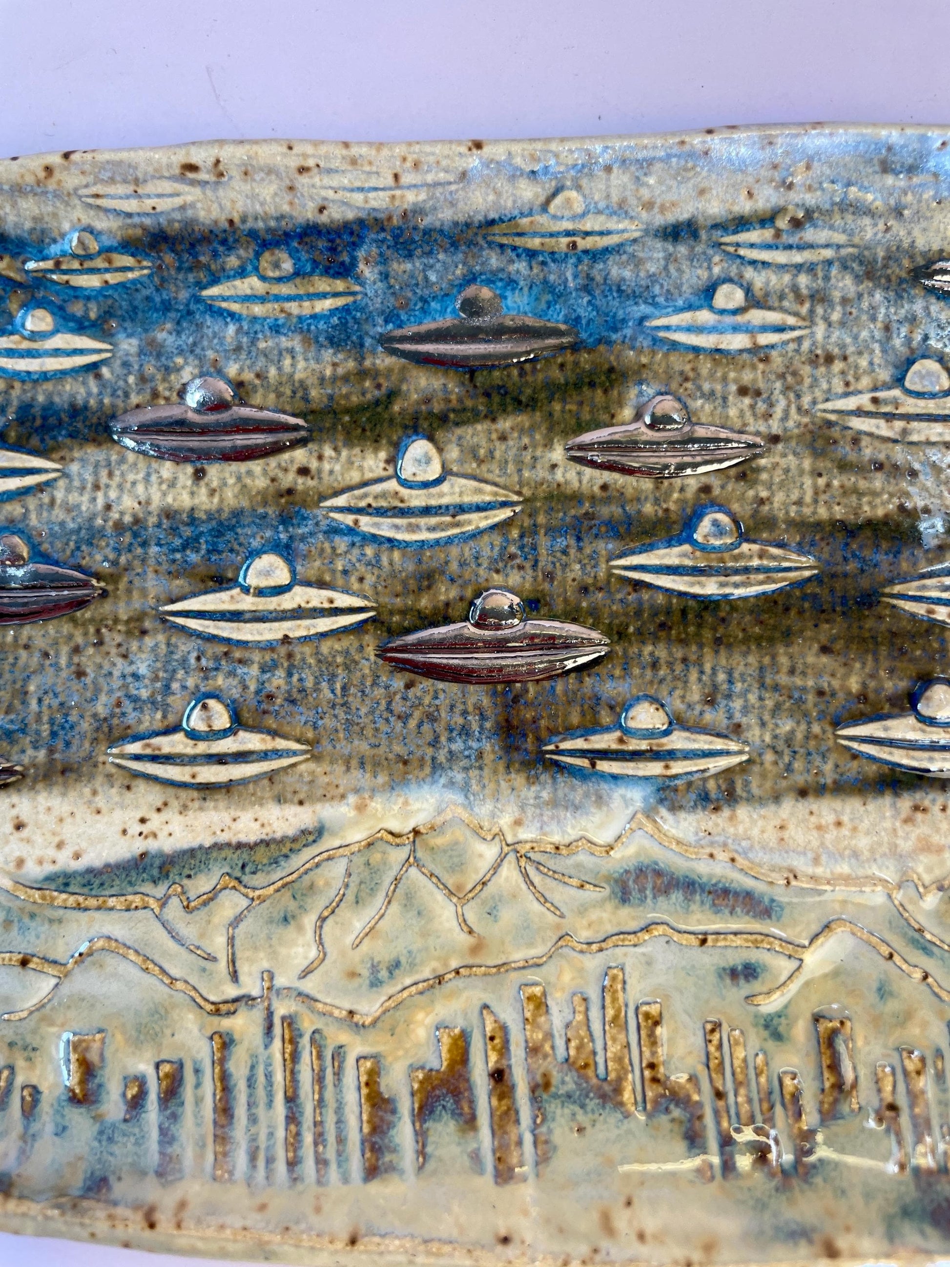 UFO Over the Mountains Ceramic Trinket Dish – Hand-Built Pottery Tray with White Gold Luster | Cosmic Landscape Art | Alien Spaceship Design