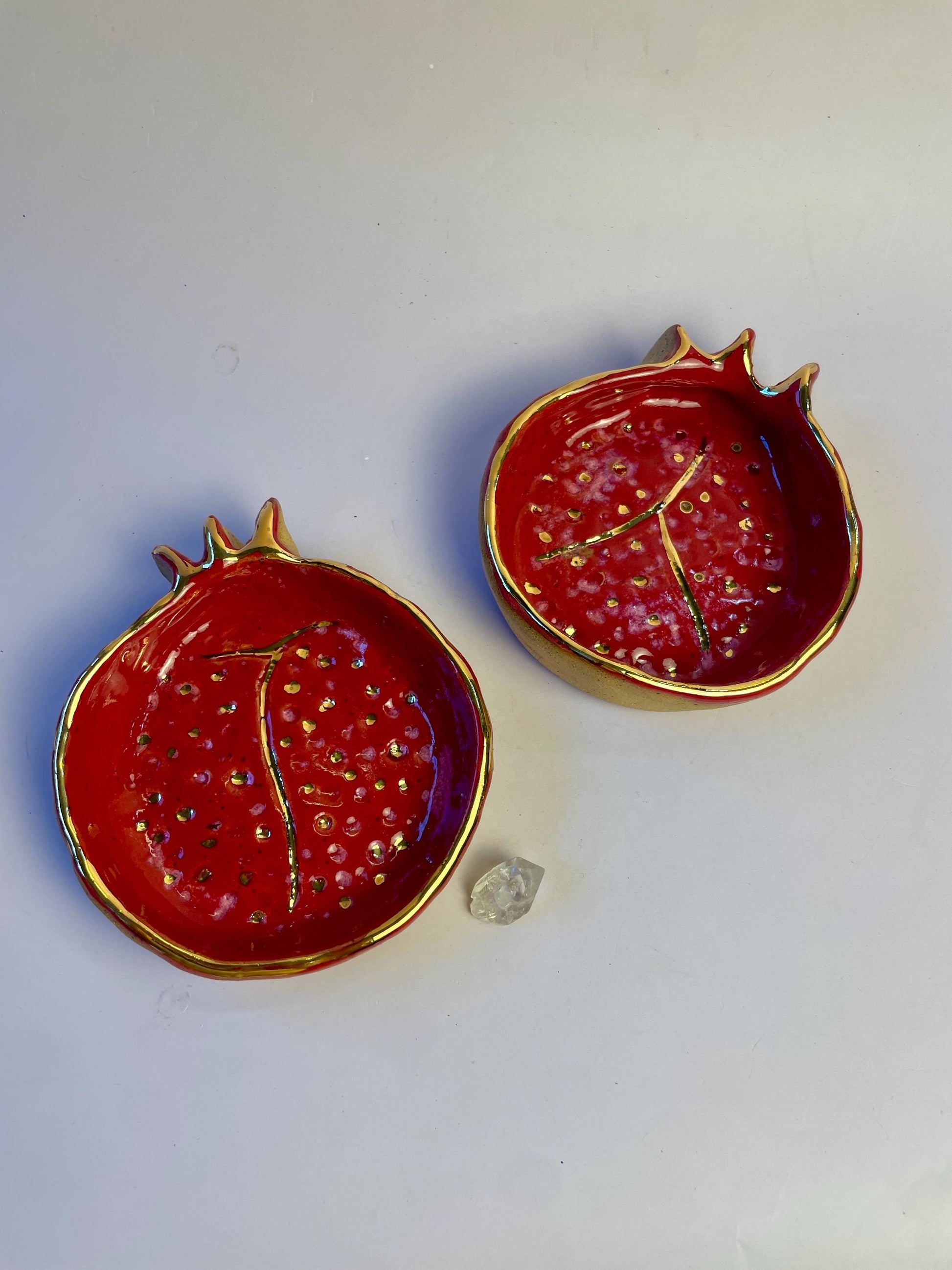 Sacred Pomegranate Offering Bowl — Hand-Pinched Honey Clay with Gold Luster Rim and Seeds