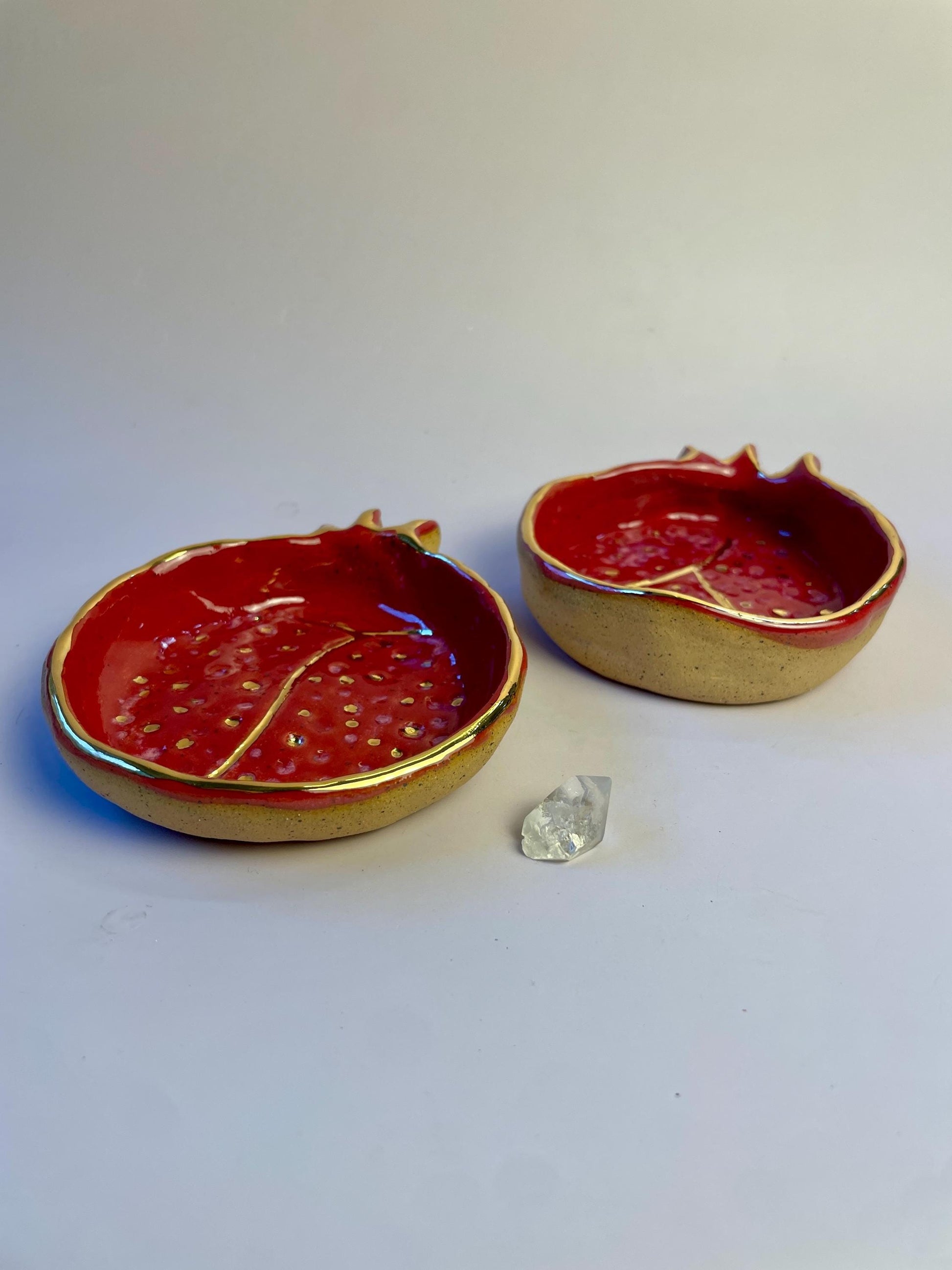 Sacred Pomegranate Offering Bowl — Hand-Pinched Honey Clay with Gold Luster Rim and Seeds