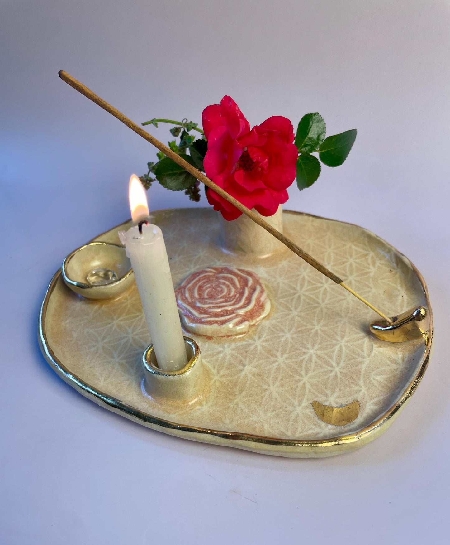 Divine Feminine Ritual Dish – Flower of Life • Gold Luster Moon • Rose Symbol • Bee Vase • Multi-Use Altar Tray (8x7”)