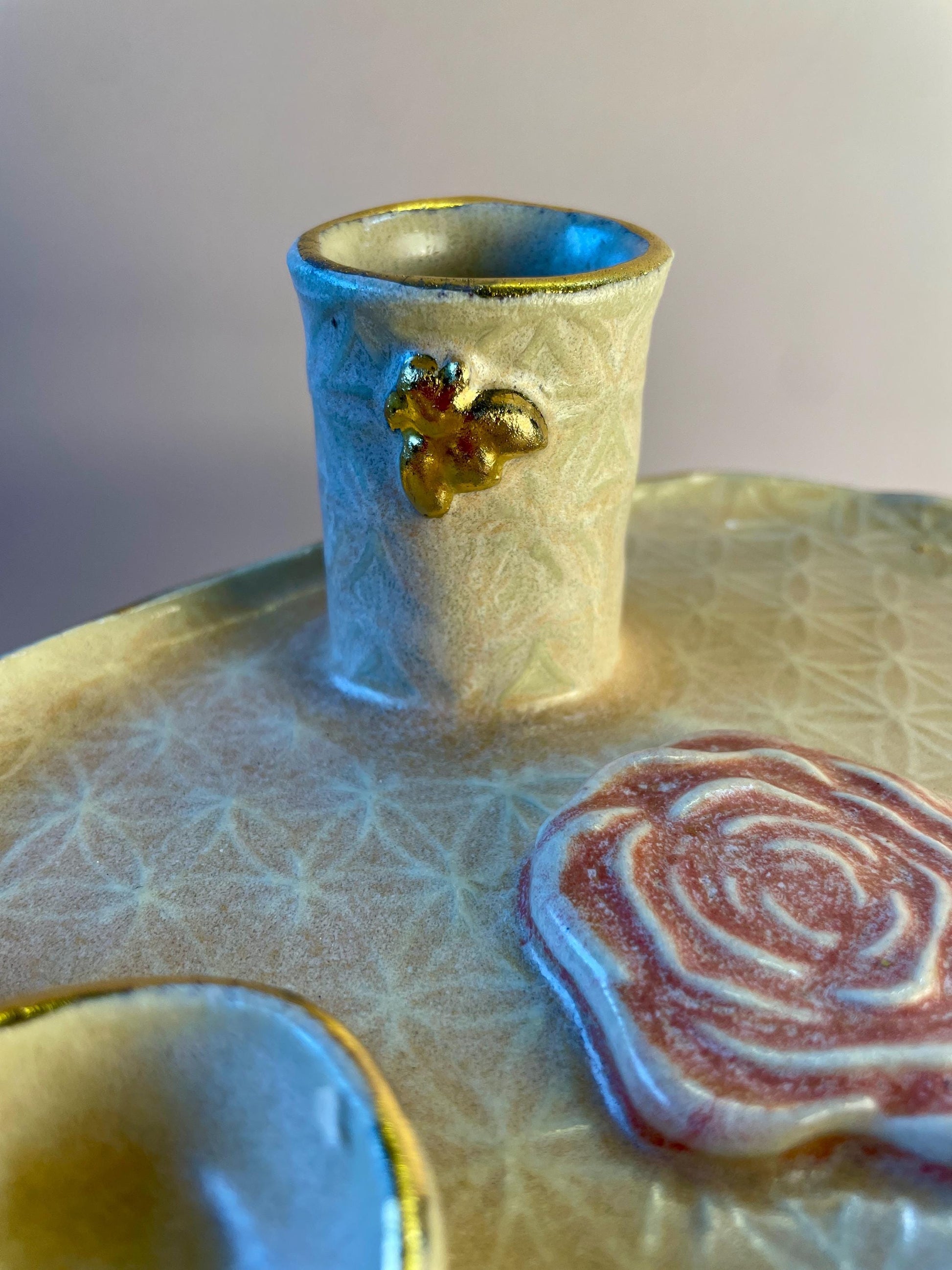 Divine Feminine Ritual Dish – Flower of Life • Gold Luster Moon • Rose Symbol • Bee Vase • Multi-Use Altar Tray (8x7”)