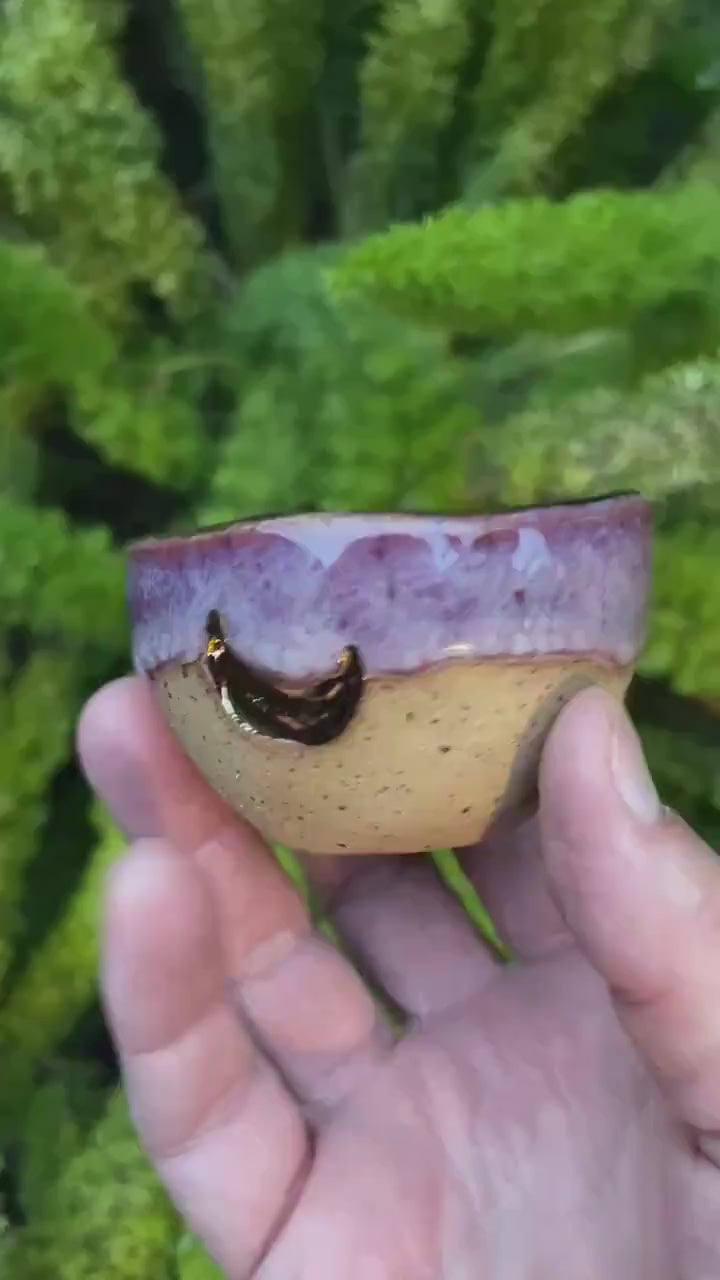 Small Pinched Moon Bowl – Pink Glaze with Gold Crescent Moons