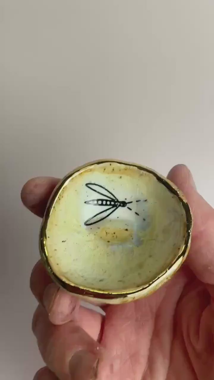 Tiny Firefly Bowl – Hand-Pinched Ceramic Dish in Golden Yellow Glaze with Gold Luster Edge | Symbol of Light and Renewal